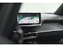 Peugeot 2008 PureTech 130 EAT8 Allure | 100% Benzine | Parkeersensoren Voor + Achter | Apple CarPlay | Climate Control