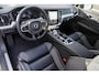 Volvo V60 2.0 T8 Plug-in hybrid AWD Plus Dark 455 PK | Long Range Accu | Automaat | Sportstoelen elektrisch verstelbaar | Lederen bekleding | Harman/ Kardon audio | Google Services | Stoel + Stuurverwarming | Elektrische achterklep