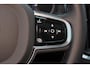 Volvo S60 Recharge T8 AWD Ultimate Dark - Panorama/schuifdak - IntelliSafe Assist & Surround - 360º Camera - Bowers & Wilkins audio - Adaptieve LED koplampen - Verwarmde voorstoelen, stuur & achterbank - Parkeersensoren voor & achter - Elektr. bedienb. voorstoelen met geheugen - Geventileerde voorstoelen - Head up display - 19' LMV