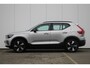 Volvo XC40 Single Motor Extended Range Plus 82 kWh | Adaptive Cruise & Pilot Assist | Elektr. Achterklep | Stoel&Stuurverwarming | Parkeercamera | Semi elektr. Trekhaak |