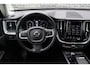 Volvo XC60 2.0 B5 Momentum Exclusive
