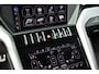Lamborghini Urus 4.0 V8 HUD Panodak Leer ACC Ceramic Akrapovic Keyless 360 Camera B&O Massage Alcantara hemel Elektr. achterklep Elektr. verstelbare stoelen met memory Afneemb. trekhaak Softclose Achterasbesturing Elektr. verstelbare stuurwiel Navi Stoelverwarming voor & achter Stuurverwarming Stoelventilatie PDC LM ve