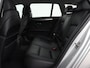 BMW 5-Serie 523i High Executive | Leder | Stoelverwarming | Comfortstoelen | Bi-Xenon | Navigatie Professional | 18'' | Bluetooth | Climate control | Memory | Parkeerhulp | Cruise control