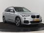 BMW X1 sDrive20i M Sport | 74.900km NAP | Panoramadak | Leder | Stoelverwarming | Trekhaak | Head-Up | Sportstoelen | Full LED | Navigatie | Parkeerhulp | 19'' | Climate control | Cruise control
