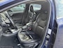 Volvo V40 2.0 D3 Momentum | Navigatie | Lederen Bekleding | Stoelverwarming | Trekhaak |