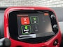 Toyota Aygo 1.0 VVT-i x-play | All-Season banden | Dealer Onderhouden | Airco | Achteruitrijcamera |