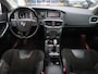 Volvo V40 1.6 T2 R-design / Pano / Trekhaak