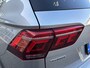 Volkswagen Tiguan Allspace 1.5 TSI R-Line Business+ 7 persoons DSG Automaat Winterpakket / El. achterklep / Panoramadak / Navigatie / Camera / Clima / LED