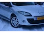 Renault Megane Estate 1.6 Parisienne Nette Megane 1.6 stw zeer goed onderhouden laatste beurt bij 156343 riem vv bij 139182 met oa cruise control airco cv trekhaak navigatie lmv