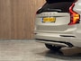 Volvo XC90 T8 AWD Recharge Ultra Dark Vol! | Bowers & Wilkins | Luchtvering | Stoelventilatie | Trekhaak | 360 Camera | Head-Up Display | Stoelmassage | 455pk | Adaptieve Cruise Control | Stoelverwarming voor+achter | Stuurwielverwarming | Schuifdak | 22 Inch | Full LED Matrix meesturende koplampen | Pilot Assist | BLIS Dode Hoek Detectie | Alcantara hemelbekleding | Lederen handgrepen en zonnekleppen | Elektrische voorstoelen geheugen | Nappa Lederen bekleding | Zitting verlenging voorstoelen | Keyless Drive | Parkeersensoren voor+achter | Privacy Glass | Elektrisch bedienbare achterklep | Geïntegreerde zongordijnen achterportieren | Geïntegreerd kinderzitje achterin | Verlichte instaplijsten | 7-Persoons | 4-Zone Climate Control | DAB Radio | Apple Carplay/Android Auto | Alarm Klasse III | Draadloos telefoon opladen | Volvo On Call met mobiele App functie | Bright Dusk Metallic |