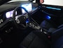 Volkswagen Golf 1.5 eTSI R-Line Automaat - Panoramaschuif-kanteldak - IQ light - Navigatie - Stoelverwarming - Camera - Side Assist