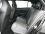 Volkswagen Golf 1.5 eTSI R-Line Automaat - Panoramaschuif-kanteldak - IQ light - Navigatie - Stoelverwarming - Camera - Side Assist