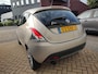 Lancia Ypsilon 0.9 TwinAir Platinum Airco All-Season Banden Bluetooth