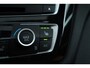 BMW 3-Serie Touring 318i M Sport / Panorama / Trekhaak / Camera