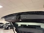 Volvo V60 T6 AWD Recharge Ultra Dark Schuifdak | Trekhaak | Head-Up Display | Harman Kardon | Adaptieve Cruise Control | Stoelverwarming voor+achter | Stuurwielverwarming | Full LED Meesturende koplampen | Pilot Assist | BLIS Dode Hoek Detectie | Parkeercamera | Elektrische voorstoelen geheugen | Lederen bekleding | Zitting verlenging voorstoelen | Lederen dashboard | 18 Inch | Google Infotainment | Keyless Drive | Parkeersensoren voor+achter | Privacy Glass | Elektrisch bedienbare achterklep | DAB Radio | Apple Carplay/Android Auto | Volvo On Call met mobiele App functie | Onyx Black Metallic |