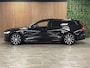 Volvo V60 T6 AWD Recharge Ultra Dark Schuifdak | Trekhaak | Head-Up Display | Harman Kardon | Adaptieve Cruise Control | Stoelverwarming voor+achter | Stuurwielverwarming | Full LED Meesturende koplampen | Pilot Assist | BLIS Dode Hoek Detectie | Parkeercamera | Elektrische voorstoelen geheugen | Lederen bekleding | Zitting verlenging voorstoelen | Lederen dashboard | 18 Inch | Google Infotainment | Keyless Drive | Parkeersensoren voor+achter | Privacy Glass | Elektrisch bedienbare achterklep | DAB Radio | Apple Carplay/Android Auto | Volvo On Call met mobiele App functie | Onyx Black Metallic |