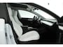 Tesla Model 3 Long Range AWD 351pk 75 kWh 94% SOH Wit interieur 20" velgen Privacy-Glass Carbon Achterspoiler