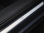 Volkswagen Tiguan 1.5 eHybrid R-Line Edition 204 PK | Automaat| Black Style | Panoramisch- en Kantel dak | 360' Camera | Travel Assist | Draadloze Apple carplay | Navigatie | Keyless | Ruiten getint | Achterklep elektrisch | Ergo stoelen | Dodehoeksensoren | Stoelverwarming |