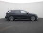 Volkswagen ID.7 Tourer Pro Business 77 kWh 286 PK | 360 Graden Camera | Harman Kardon | Ergo-Active Voorstoelen | 20'' Montreal Velgen | Dodehoeksensoren | Stoelverwarming Voor + Achter | Driving Profiles |