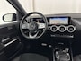 Mercedes-Benz B-klasse 180 AMG-Line Business Solution (INCL-BTW) *LEATHER-MICROFIBRE | WIDESCREEN-COCKPIT | FULL-LED | BLINDSPOT | CAMERA | NAVI-FULLMAP | DAB+ | ECC | SHIFTPADDLES | CRUISE | HEATED-SPORTSEATS | TOWBAR | 18''ALU*