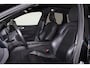 Volvo XC60 T5 Inscription - Panorama/schuifdak - Adaptieve LED koplampen - Parkeercamera achter - Verwarmde voorstoelen - Parkeersensoren voor & achter - Head up display - Cruise control - Extra getint glas - Elektr. inklapbare trekhaak - 19' LMV