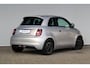 Fiat 500e Giorgio Armani Edition 42 kWh | Achteruitrijcamera | Apple Carplay/Android Auto|telefoonintegratie premium | Audio installatie premium