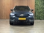 Volvo XC40 Recharge Twin AWD Plus Trekhaak | 408pk | All Season banden | Adaptieve Cruise Control | Stoel en Stuurwielverwarming | 19 inch | Parkeercamera | Pilot Assist | BLIS Dode Hoek Detectie | Leder/Alcantara R-Design bekleding met wit stiksel en bies | Zitting verlenging voorstoelen | Google Infotainment | Keyless Drive | Parkeersensoren voor+achter | Warmtepomp | Privacy Glass | Elektrisch bedienbare achterklep | Apple Carplay/Android Auto | Alarm Klasse III | Draadloos telefoon opladen | Volvo On Call met mobiele App functie | Denim Blue Metallic |