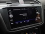 Volkswagen Tiguan 1.5TSI/150PK R-Line Black Style DSG · Panoramadak · Camera · Apple/Android · Garantie t/m 29-07-2026 of 100000km