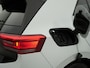 Volkswagen ID.3 First Plus 58 kWh | Afneembare trekhaak | Apple Carplay | Navigatie | Stoelverwarming | Wifi | Achteruitrij camera | Parkeersensoren voor en achter | Spraakbediening |