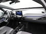 Volkswagen ID.3 First Plus 58 kWh | Afneembare trekhaak | Apple Carplay | Navigatie | Stoelverwarming | Wifi | Achteruitrij camera | Parkeersensoren voor en achter | Spraakbediening |