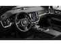 Volvo V60 2.0 T8 Plug-in hybrid AWD Ultra Dark Polestar Engineered Optimisation | Lounge Pack | 19" 5-triplespaaks Glossy Black Diamond Cut | Gelamineerde zijruiten rondom | Charcoal hemelbekleding | Extra getint glas achter | Volvo Guard Alarm