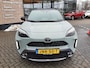 Toyota Yaris Cross 1.5 Hybrid 130 Executive Premium Pack STOELVERW APPLE/ANDROID KEYLESS BLIND-SPOT PARK-SENSOREN AD-CRUISE LM-VELGEN ELEK-ACHTERKLEP JBL-AUDIO DRAADLOOS-LADEN