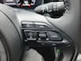 Toyota Yaris Cross 1.5 Hybrid 130 Executive Premium Pack STOELVERW APPLE/ANDROID KEYLESS BLIND-SPOT PARK-SENSOREN AD-CRUISE LM-VELGEN ELEK-ACHTERKLEP JBL-AUDIO DRAADLOOS-LADEN