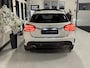 Mercedes-Benz GLA 200 AMG | Pano | Cam | Parkeersensoren | Stoelverwarming | Nav | Xenon | Led |