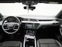 Audi e-tron Sportback 50 quattro S edition 71 kWh AUTOMAAT | PANORAMADAK | S-LINE INTERIEUR & EXTERIEUR | NAVIGATIE | PDC | VIRTUEEL | WINTERPAKKET | LMV | DAB | 12 MAANDEN BOVAG GARANTIE |
