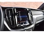 Volvo XC60 T5 AWD R-Design | Scandinavian Line | Intellisafe Pro Line | Trekhaak |