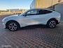 Ford Mustang Mach-E Extended First Edition AWD 98 kWh 12MND BOVAG GAR | ACC | 360° CAMERA | STOEL+STUURVERW |