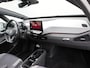 Volkswagen ID.3 First Plus 58 kWh | SoH 92,7% | Afneembare trekhaak | Apple Carplay  | Navigatie | Achteruitrij camera | Voorstoelen verwarmd | Wifi | Spraakbediening | Parkeersensoren voor en achter |