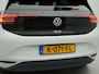 Volkswagen ID.3 First Plus 58 kWh | SoH 92,7% | Afneembare trekhaak | Apple Carplay  | Navigatie | Achteruitrij camera | Voorstoelen verwarmd | Wifi | Spraakbediening | Parkeersensoren voor en achter |