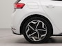 Volkswagen ID.3 First Plus 58 kWh | SoH 92,7% | Afneembare trekhaak | Apple Carplay  | Navigatie | Achteruitrij camera | Voorstoelen verwarmd | Wifi | Spraakbediening | Parkeersensoren voor en achter |