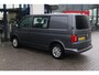 Volkswagen Transporter 2.0 TDI L1H1 Highline 150PK / 110kW, 6 zitplaatsen, parkeersensoren voor en achter (pdc), 16" LMV, trekhaak, multifunctioneel lederen stuurwiel, verwarmbare voorruit, navigatie, bumpers in kleur, licht en regensensor, elektrisch verstel-, verwarm- en inklapbare buitenspiegels etc.