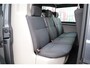 Volkswagen Transporter 2.0 TDI L1H1 Highline 150PK / 110kW, 6 zitplaatsen, parkeersensoren voor en achter (pdc), 16" LMV, trekhaak, multifunctioneel lederen stuurwiel, verwarmbare voorruit, navigatie, bumpers in kleur, licht en regensensor, elektrisch verstel-, verwarm- en inklapbare buitenspiegels etc.