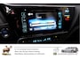 Toyota Auris Touring Sports 1.8 Hybrid, 1/2 leer, panodak, parkeercamera, stoelverwarming