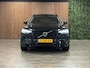 Volvo XC60 T8 AWD Recharge Ultra Dark Luchtvering | Trekhaak | 360° Camera | 455pk | Head-Up Display | Harman Kardon | Adaptieve Cruise Control | Stoelverwarming voor+achter | Stuurwielverwarming | Schuifdak | Full LED Meesturende koplampen | Pilot Assist | BLIS Dode Hoek Detectie | Elektrische voorstoelen geheugen | Lederen bekleding | Zitting verlenging voorstoelen | Lederen dashboard | 21 Inch | Google Infotainment | Keyless Drive | Parkeersensoren voor+achter | Privacy Glass | Elektrisch bedienbare achterklep | DAB Radio | Apple Carplay/Android Auto | Alarm Klasse III | Draadloos telefoon opladen | Volvo On Call met mobiele App functie | Onyx Black Metallic |
