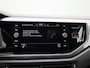 Volkswagen Polo 1.0 TSI Highline 95 PK | Digitale Cockpit | LED Koplampen | Stoelverwarming | LED Achterlichten | Navigatie | Parkeersensoren | Buitenspiegels Inklapbaar | Dealer Onderhouden