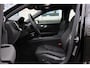 Volvo V60 B4 Automaat Essential Edition Verwarmbare voorstoelen | Automatisch dimmende binnen- en buitenspiegels | Moritz Leder Charcoal/Charcoal | Charcoal hemelbekleding | Park Assist achter en voor | Verwarmbare buitenste zitplaatsen tweede zitrij | Stuurverwarming | Alarm voorbereiding | Pilot Assist | Google-Maps navigatie | Blind spot |