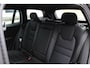 Volvo V60 B4 Automaat Essential Edition Verwarmbare voorstoelen | Automatisch dimmende binnen- en buitenspiegels | Moritz Leder Charcoal/Charcoal | Charcoal hemelbekleding | Park Assist achter en voor | Verwarmbare buitenste zitplaatsen tweede zitrij | Stuurverwarming | Alarm voorbereiding | Pilot Assist | Google-Maps navigatie | Blind spot |