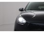 Kia e-Niro ExecutiveLine 64 kWh | Fietsensteun | Warmtepomp | Navigatie | Leder | JBL | Stoelventilatie | Stoelverwarming voor/achter | Stuurwiel verwarmd | Dodehoek detectie