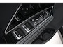 Kia e-Niro ExecutiveLine 64 kWh | Fietsensteun | Warmtepomp | Navigatie | Leder | JBL | Stoelventilatie | Stoelverwarming voor/achter | Stuurwiel verwarmd | Dodehoek detectie