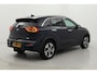 Kia e-Niro ExecutiveLine 64 kWh | Fietsensteun | Warmtepomp | Navigatie | Leder | JBL | Stoelventilatie | Stoelverwarming voor/achter | Stuurwiel verwarmd | Dodehoek detectie